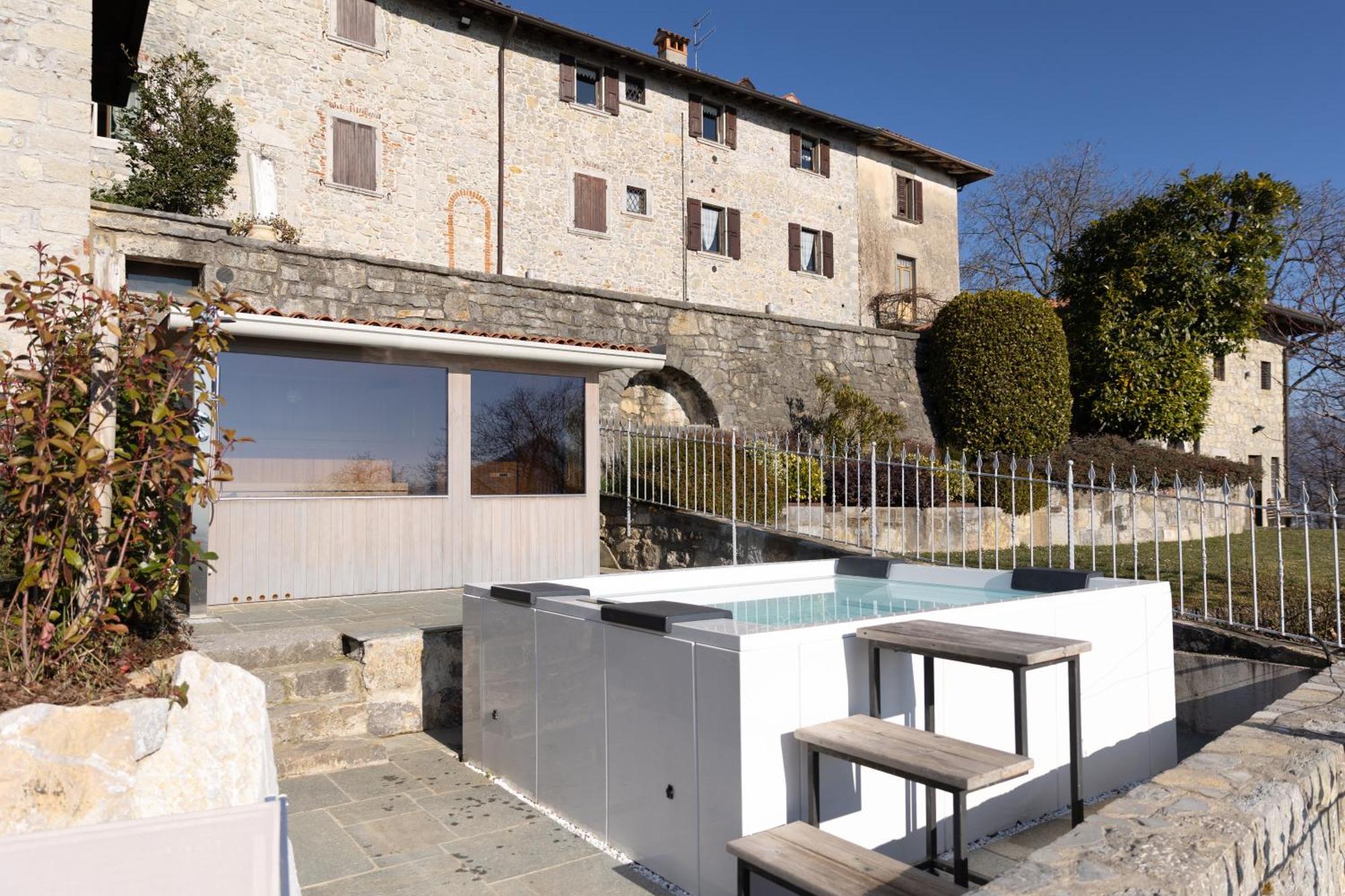 Ca' Baetti L'Antico Borgo Bed & Breakfast Roncola Dış mekan fotoğraf