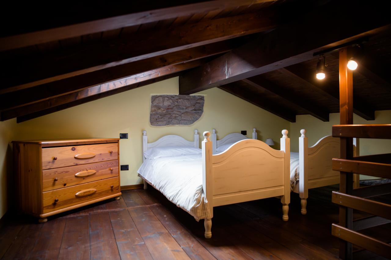 Ca' Baetti L'Antico Borgo Bed & Breakfast Roncola Dış mekan fotoğraf