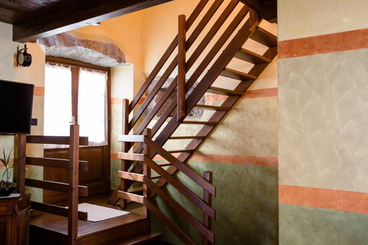 Ca' Baetti L'Antico Borgo Bed & Breakfast Roncola Dış mekan fotoğraf